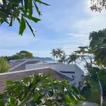 Sea Dreamer Beachfront Apartments